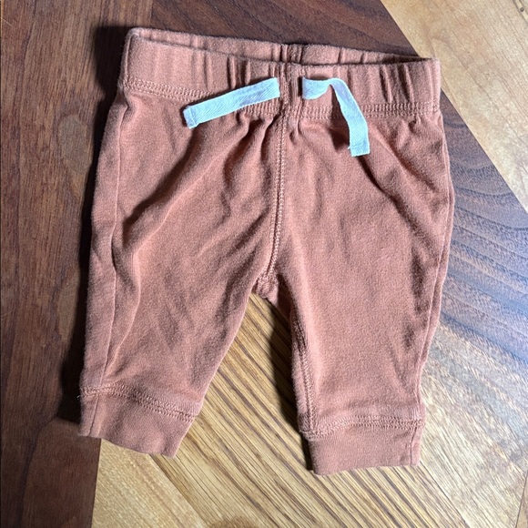 Bundle of newborn like new Carter's Beige and Brown Baby Outfits - Picture 7 of 9